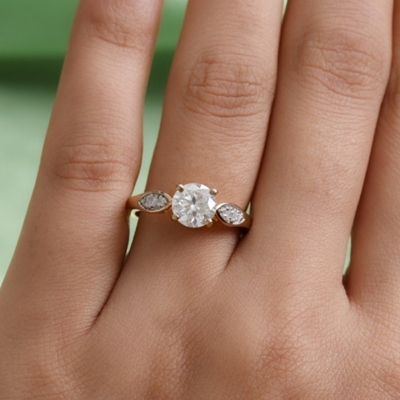 NEW VS EF Moissanite Gold Ring Size 6 - Picture 9 of 16